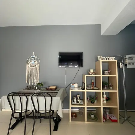 House Skg Síndos
